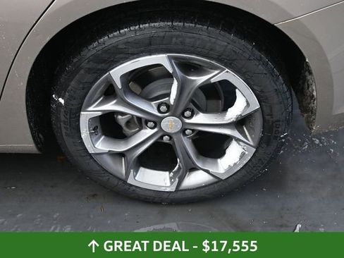 Used 2024 Chevrolet Malibu LT image 17