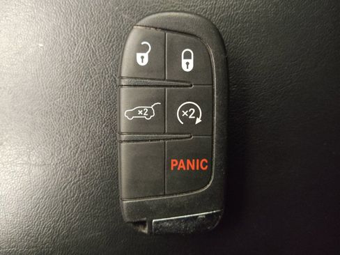 Used 2021 Jeep Compass Latitude w/ Convenience Group AWD/4WD image 32
