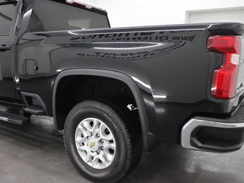 Used 2023 Chevrolet Silverado 2500 LT w/ Convenience Package AWD/4WD image 30