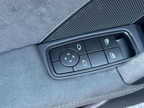 Used 2022 Porsche 911 GT3 image 13