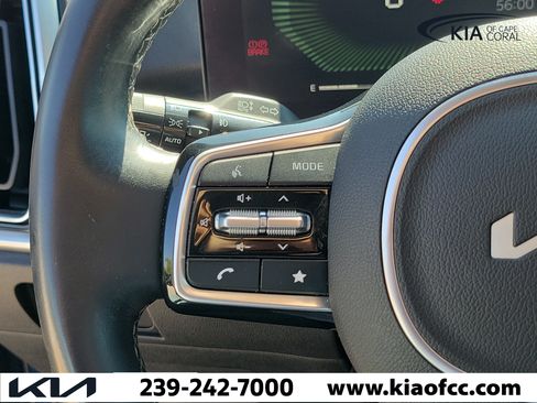 Certified 2024 Kia Sorento EX w/ Panoramic Sunroof Package FWD image 25