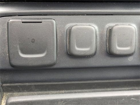 Used 2018 Chevrolet Silverado 1500 LTZ image 25