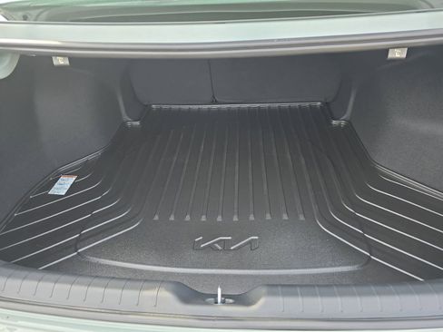 New 2026 Kia K4 LXS image 14