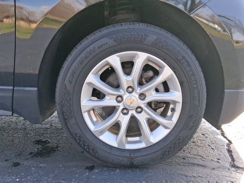 Used 2019 Chevrolet Equinox LS image 8