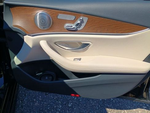 Used 2023 Mercedes-Benz E 350 4MATIC Sedan image 23