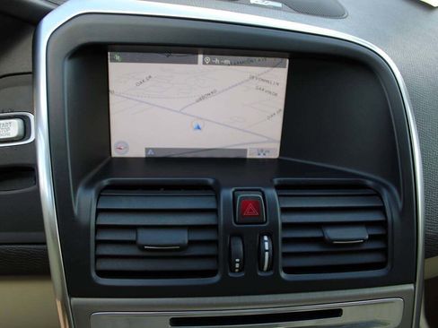 Used 2012 Volvo XC60 3.2 image 21