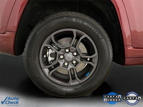 Used 2025 Jeep Grand Cherokee Limited 4xe image 26