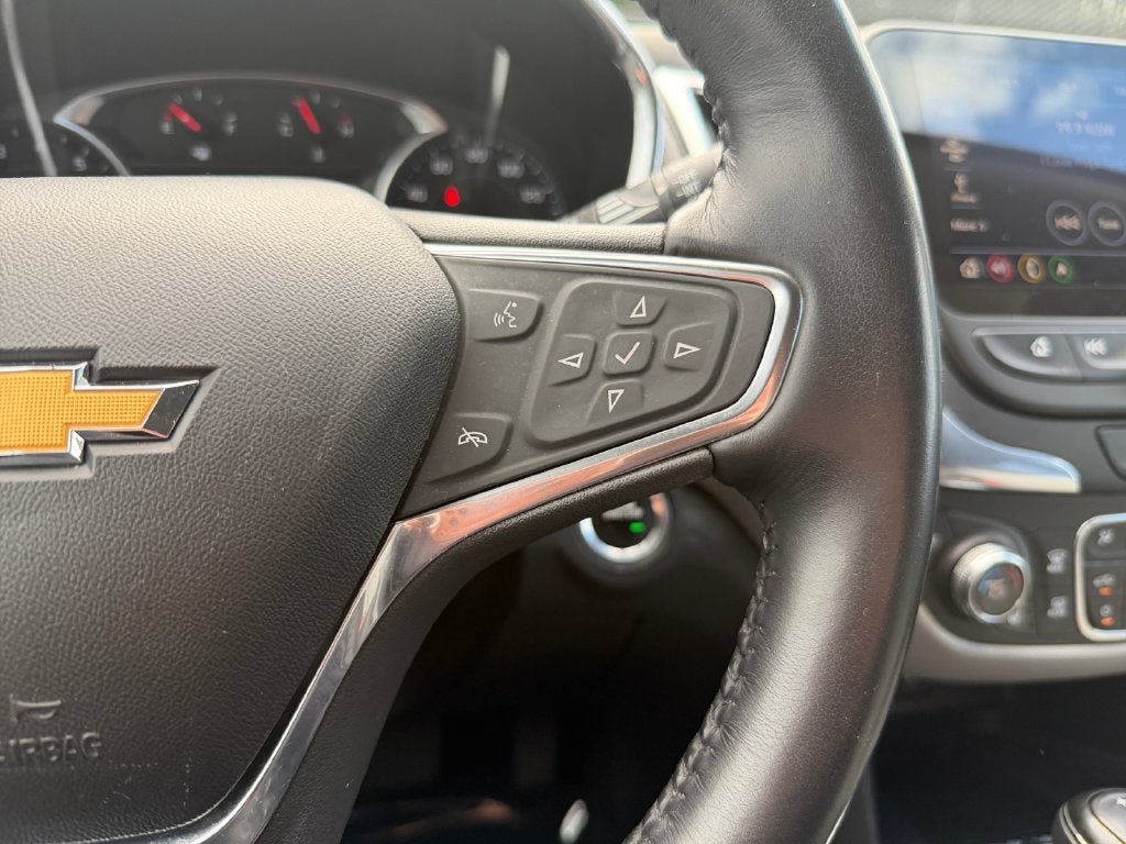 Used 2019 Chevrolet Equinox Premier AWD/4WD image 17