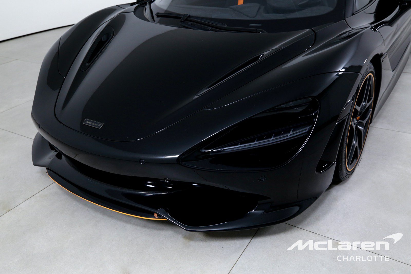 Used 2024 McLaren 750S RWD image 25