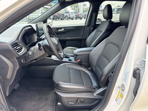 New 2025 Ford Escape ST-Line w/ Equipment Group 301A FWD image 9