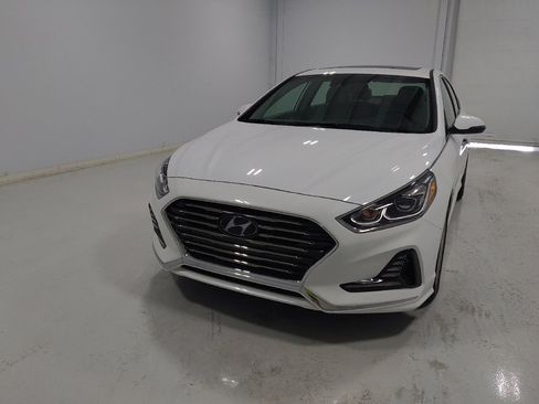 Used 2018 Hyundai Sonata Limited w/ Limited Ultimate Package 03 FWD image 15
