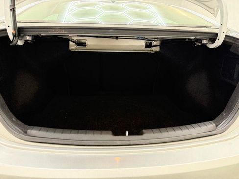 Used 2017 Hyundai Elantra SE FWD image 22