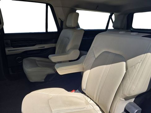 Used 2021 Ford Expedition Max Platinum image 13