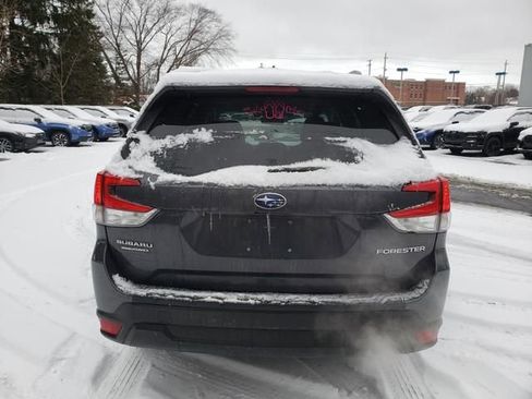 Used 2021 Subaru Forester Premium w/ Popular Package #1 image 4
