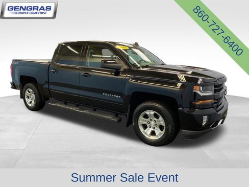 Used 2018 Chevrolet Silverado 1500 LT w/ All Star Edition AWD/4WD image 11