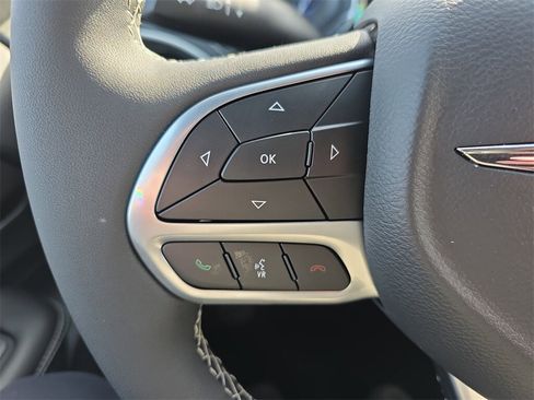 New 2026 Chrysler Pacifica Select image 19