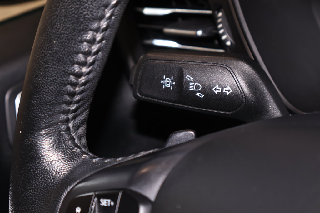 Certified 2020 Ford Escape SEL AWD/4WD image 26