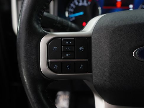 Used 2023 Ford Expedition Max XLT image 21