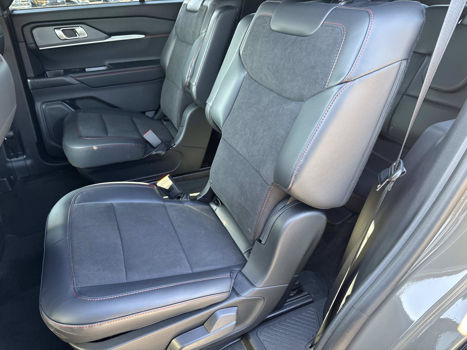 New 2026 Ford Explorer ST AWD/4WD image 22