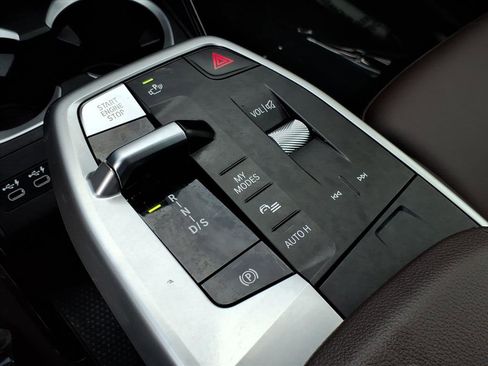 Used 2023 BMW X1 xDrive28i w/ M Sport Package image 31