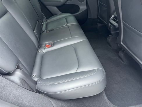 Used 2023 Tesla Model Y Long Range image 42