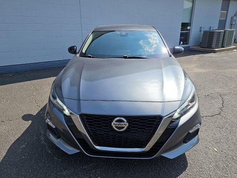 Used 2020 Nissan Altima 2.5 SR FWD image 6