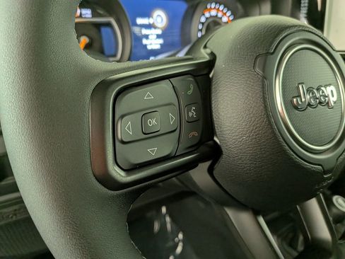 New 2026 Jeep Gladiator Rubicon w/ Safety Group AWD/4WD image 18