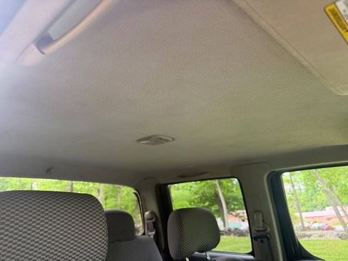 Used 2002 Nissan Frontier SE AWD/4WD image 95