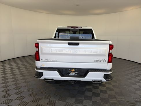 Certified 2024 Chevrolet Silverado 1500 High Country w/ High Country Premium Package AWD/4WD image 9