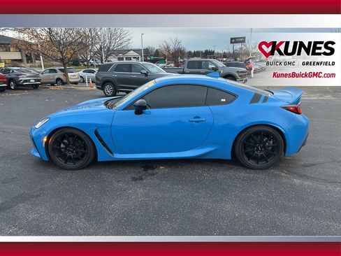 Used 2023 Toyota GR86 Premium image 10