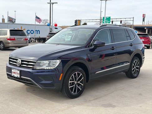 Used 2021 Volkswagen Tiguan SE image 4