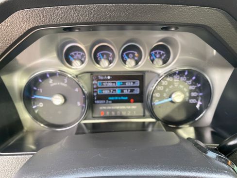 Used 2016 Ford F250 Platinum w/ FX4 Off-Road Package image 17