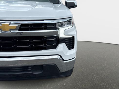 Used 2022 Chevrolet Silverado 1500 LT RWD image 11
