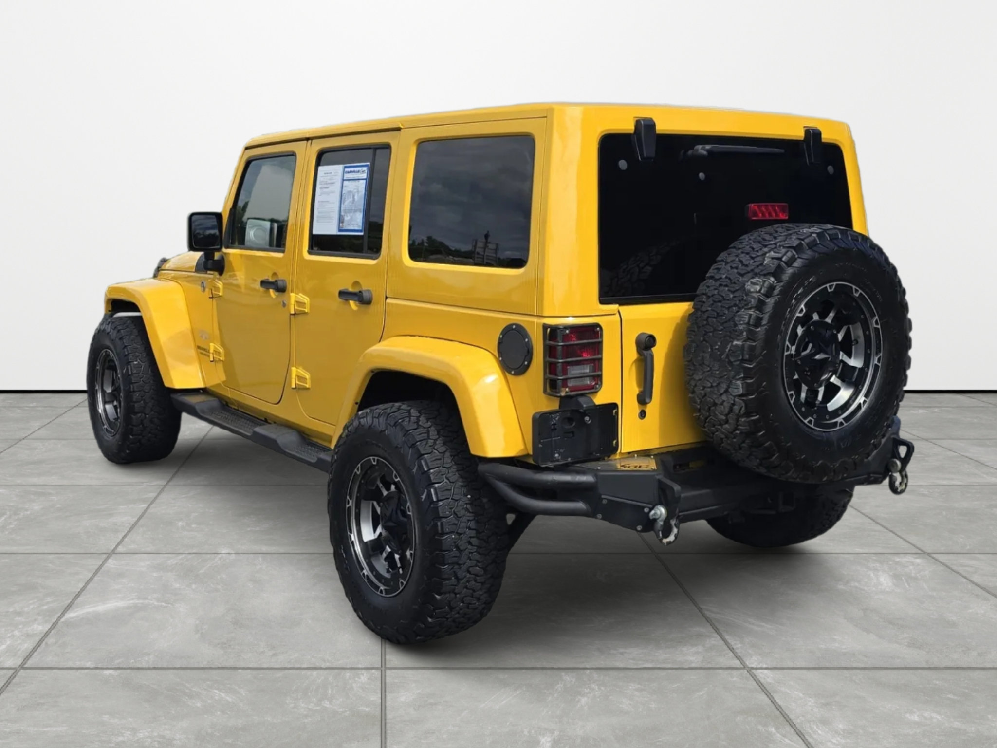 Used 2015 Jeep Wrangler Unlimited Sahara w/ Dual Top Group AWD/4WD image 6