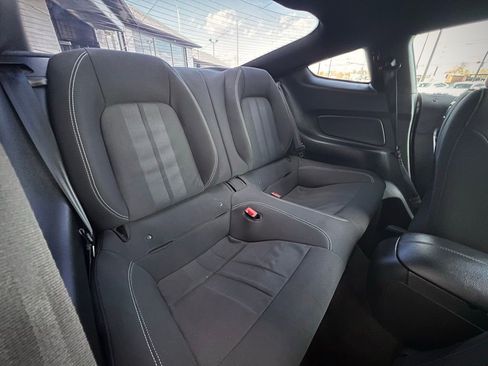 Used 2018 Ford Mustang GT image 23