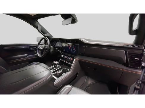 Used 2024 GMC Sierra 1500 AT4 w/ AT4 Premium Package AWD/4WD image 19