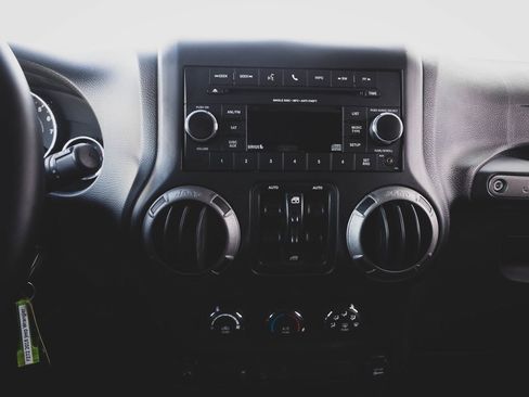 Used 2016 Jeep Wrangler Unlimited Sport w/ Quick Order Package 24S image 3