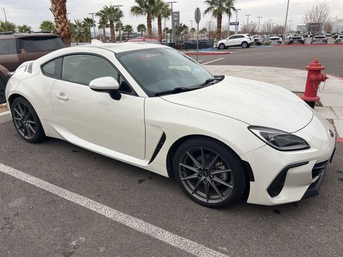 Used 2022 Subaru BRZ Limited image 2