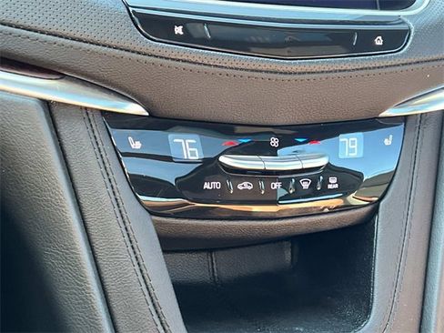 Certified 2023 Cadillac XT5 Premium Luxury image 24