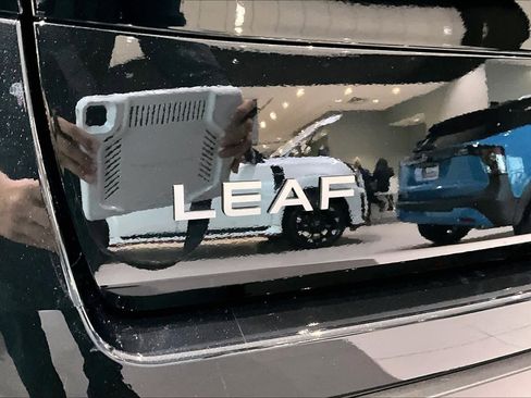 New 2026 Nissan Leaf SV+ w/ Illuminated Package image 8