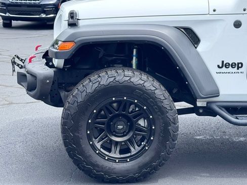 Used 2024 Jeep Wrangler Unlimited Sport AWD/4WD image 34