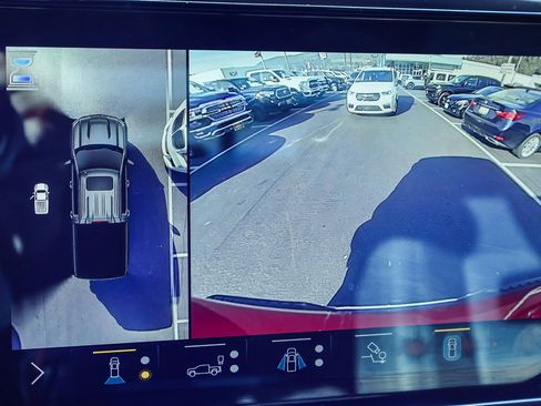 Certified 2022 Chevrolet Silverado 1500 LTZ image 6