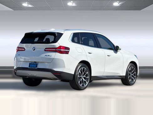 Used 2026 BMW X3 xDrive30 w/ Premium Package image 9