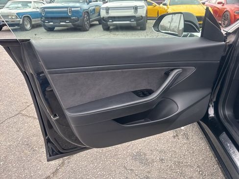 Used 2020 Tesla Model 3 Standard Range Plus image 28
