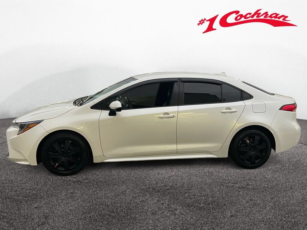 Used 2021 Toyota Corolla LE FWD image 20