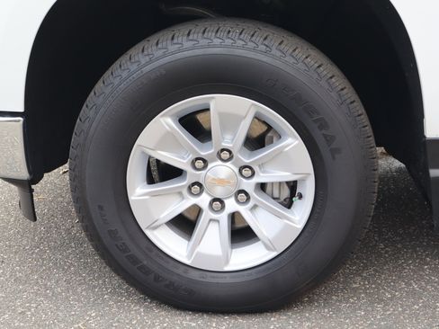 Certified 2025 Chevrolet Silverado 1500 LT image 38