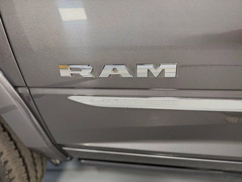 Used 2024 RAM 3500 Limited image 12