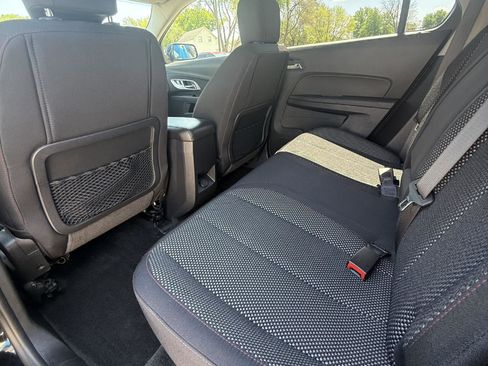 Used 2017 Chevrolet Equinox LT w/ Convenience Package FWD image 12