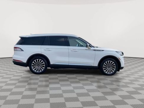 Used 2022 Lincoln Aviator Reserve w/ Elements Package Plus AWD/4WD image 9