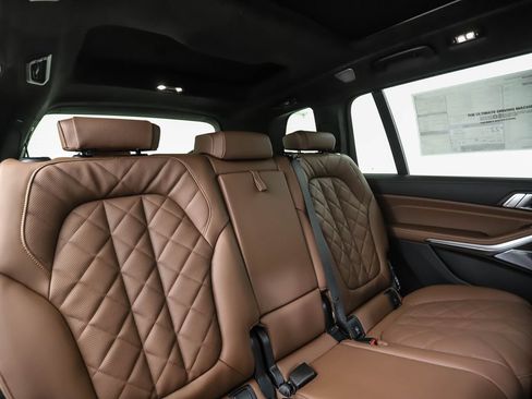 New 2027 BMW X7 xDrive40i w/ Executive Package AWD/4WD image 31